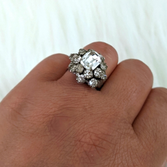Vintage Adjustable Ring - Picture 2 of 11